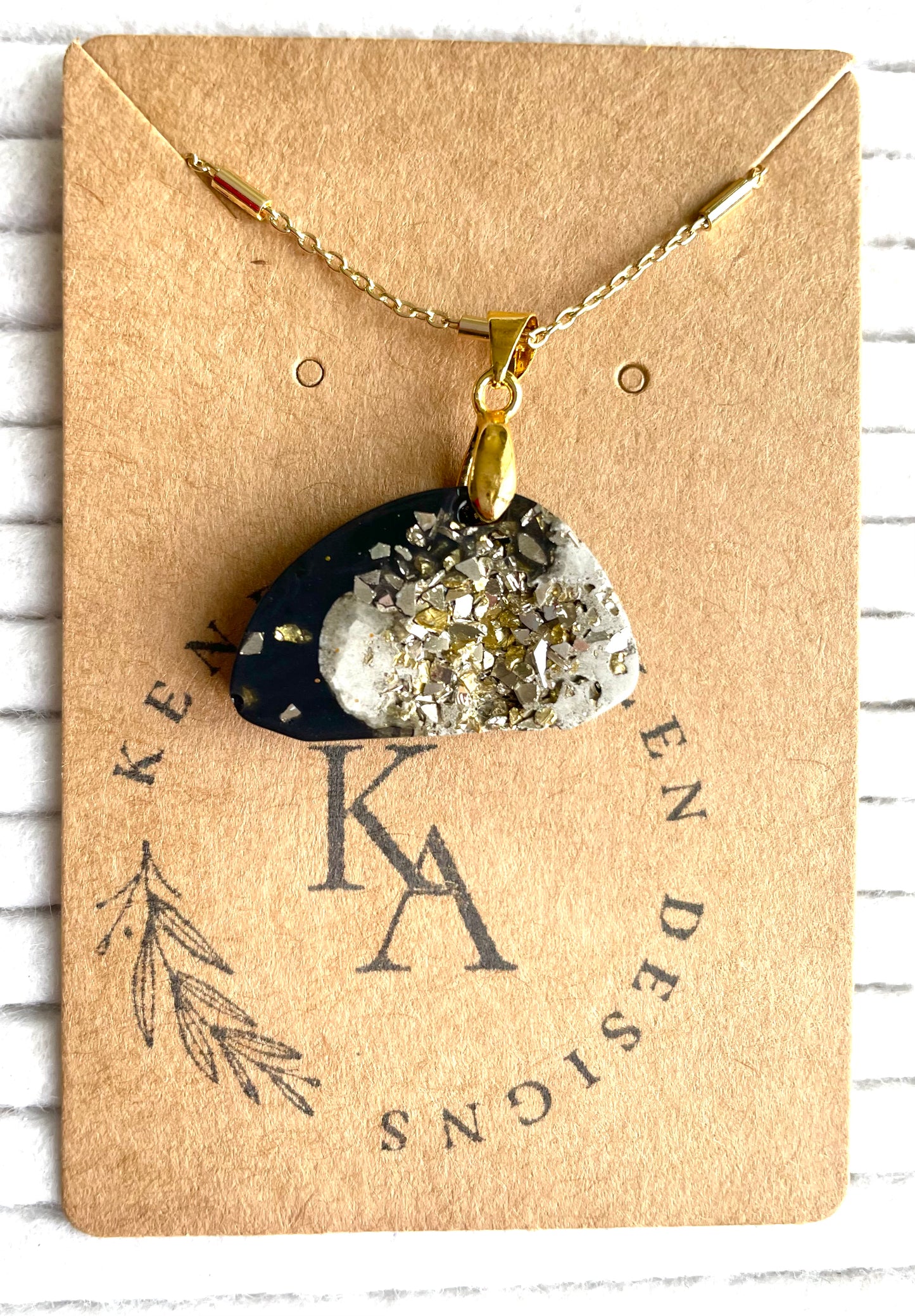 Resin and cement geode style necklace